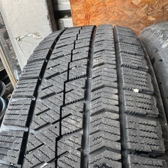 バリ山　BRIDGESTONE ブリヂストン　ブリジストン　VRX2 195/65R15 スタッドレス　タイヤ　2018年製 15インチの画像