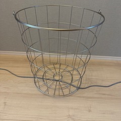 ニトリ　ランドリーバスケット　ステンレス
の画像