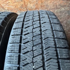 バリ山　BRIDGESTONE ブリヂストン　ブリジストン　VRX2 195/65R15 スタッドレス　タイヤ　2018年製 15インチの画像