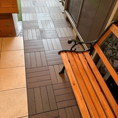 ジョイントタイル　ウッド
タイル　の画像