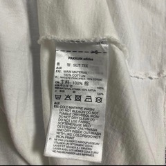 adidas スリットTシャツ Sサイズの画像