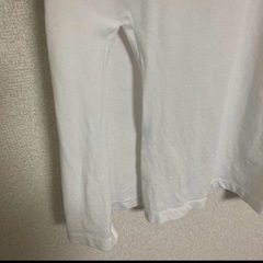 adidas スリットTシャツ Sサイズの画像