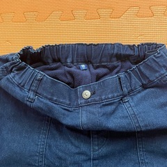 ジーパン　ユニクロの画像