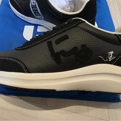 ‼️にゅ　スニーカー　バンクシーとコラボ‼️超レア品‼️新品未使用‼️
の画像