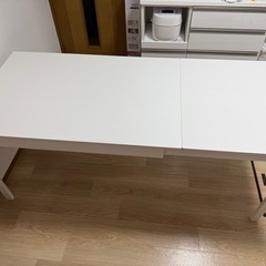 IKEA EKEDALEN  エーケダーレン 伸長式ダイニングテーブルの画像