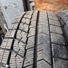 バリ山　BRIDGESTONE ブリヂストン　ブリジストン　VRX 165/65R14 スタッドレス　タイヤ　2018年製　14インチの画像