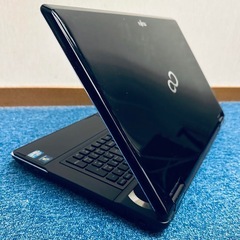 爆速！i7✨SSD+HDD✨フルHD大画面✨️Office✨富士通✨B-CAS付きの画像