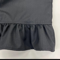 黒のスカートの画像