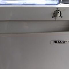 シャープ167ｌ冷凍庫の画像