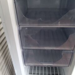 シャープ167ｌ冷凍庫の画像