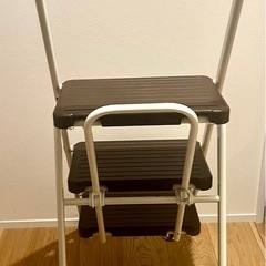 【受け渡し確定】アイリスオーヤマ　3段ステップ　脚立の画像