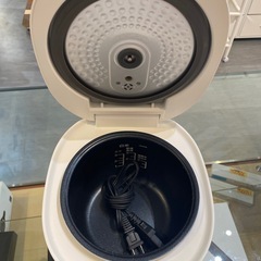 【ヤマダ 炊飯器】【3合炊き】2021年製★クリーニング済み/6ヶ月保証付き【管理番号1109】野の画像