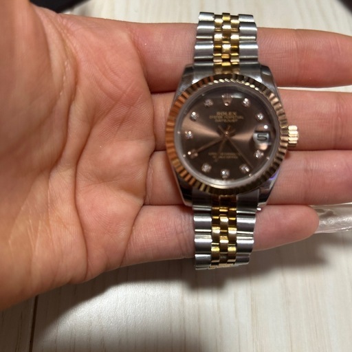 ROLEXデイトジャスト自動巻き
腕時計