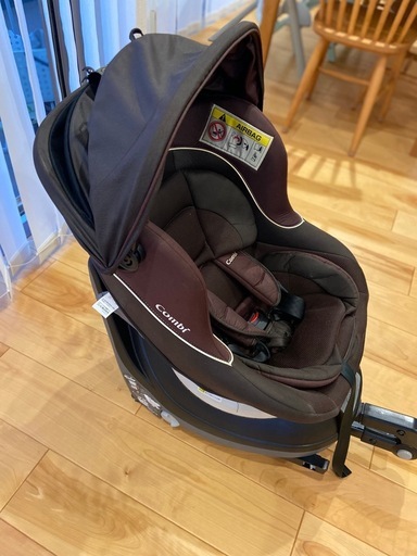 コンビ　チャイルドシート　ネルーム