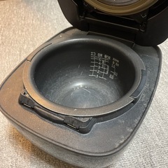タイガー　炊飯器　5.5合の画像