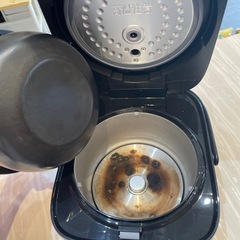 【ハイアール炊飯器】【3合炊き】2023年製★クリーニング済み/6ヶ月保証付き【管理番号1109】野の画像