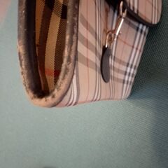 バーバリーセカンドバックの画像