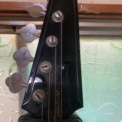 エピフォン　サンダーバード60sスルーネックモデル　ベースの画像