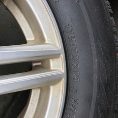 トヨタ シエンタ に履いていた、スタッドレス 175/70Ｒ14 ホイール 4本 セット の画像