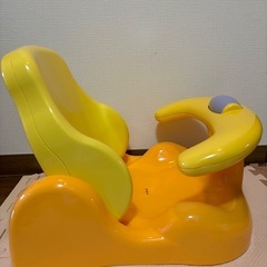 aprica お風呂用椅子の画像