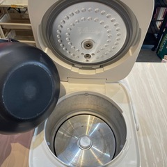 【ハイアール炊飯器】【3合炊き】2020年製★クリーニング済み/6ヶ月保証付き【管理番号1109】野の画像