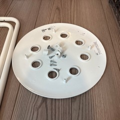 IKEA スツールの画像