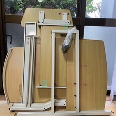 ドウシャ製パソコンデスクの画像