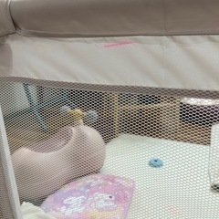 【楽天ランキング2冠】 ベビーサークル Hugmuu 正方形 120cm メッシュ ハイタイプ 扉付き プレイヤード グレー ピンク 大きい 自立式 ベビーゲート ベビー フェンス サークル 滑り止め 洗濯可能 洗える 赤ちゃん 子供 C120-120の画像