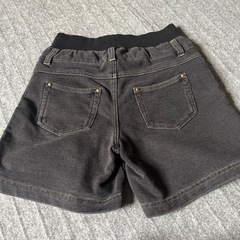 大人　ショートパンツの画像