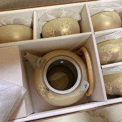 【新品未使用】陶器製 湯飲み5個と急須セットの画像