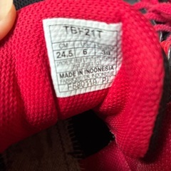 asics バッシュ　24.5の画像