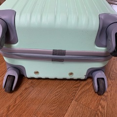 キャリーケース
の画像