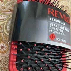 【美髪ケアに】新品 REVLON パドルブラシ｜ストレートヘアを艶やかにまとめるの画像