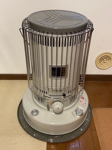 トヨトミ　石油ストーブ