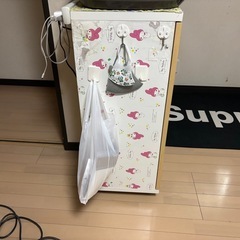 キッチンたな棚の画像