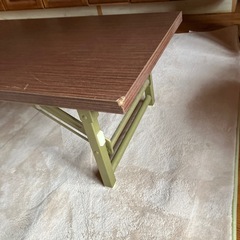 折りたたみ長机の画像