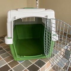 中型犬用キャリーの画像