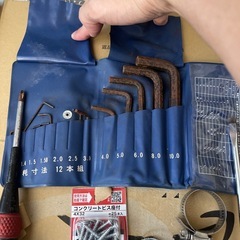 ドライバー、電工ナイフなどなどの画像