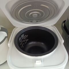 ★リユースのサカイつくば店★TK7201 ニトリ 炊飯器 SN-A5WH ３合  動作確認／クリーニング済み　【リユースのサカイつくば店】 の画像