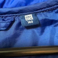 子供服UNIQLO　ダウンジャケット140の画像