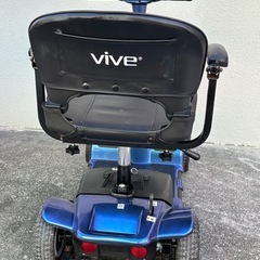 四輪　電動スクーターの画像