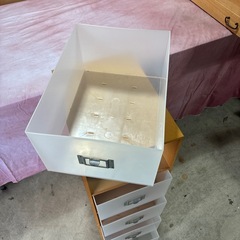 チェスト　キャスター付き　5段　引き出しプラスチック　中古の画像