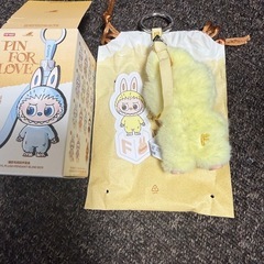 ラブブ　イニシャルラブブ　ピンフォーラブ　F　の画像