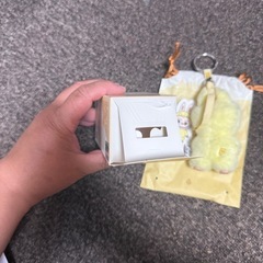 ラブブ　イニシャルラブブ　ピンフォーラブ　F　の画像