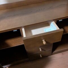 カリモク　キャビネットの画像