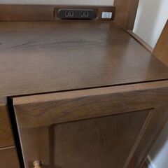 カリモク　キャビネットの画像