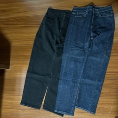 お話し中です　UNIQLOジーンズ2枚の画像