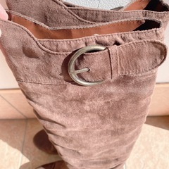 スウェード　ロングブーツの画像