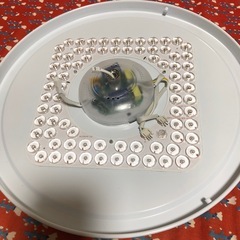 新品LED照明の画像