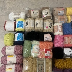 毛糸　まとめ売り　コットン　アクリル　ダイソー　ユザワヤ　セリアの画像